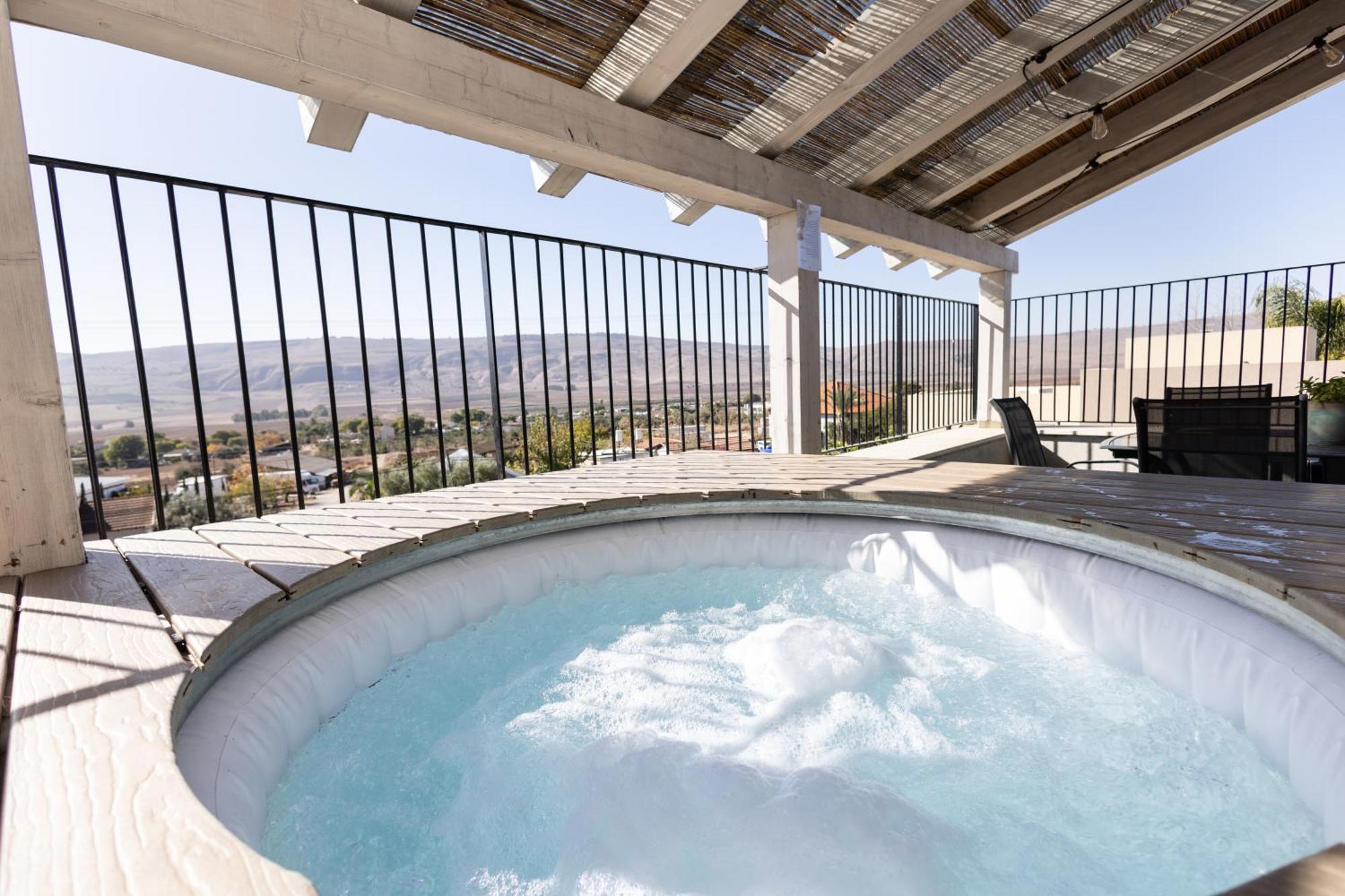 בגג העמק On The Roof Of The Valley HaZor'im Bagian luar foto